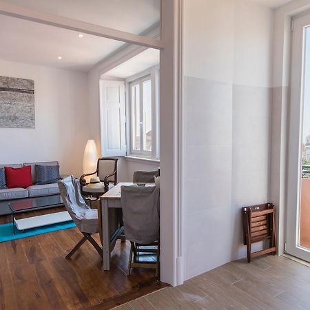 Lovelystay - Comfortable Apartment With River Views Лиссабон Экстерьер фото