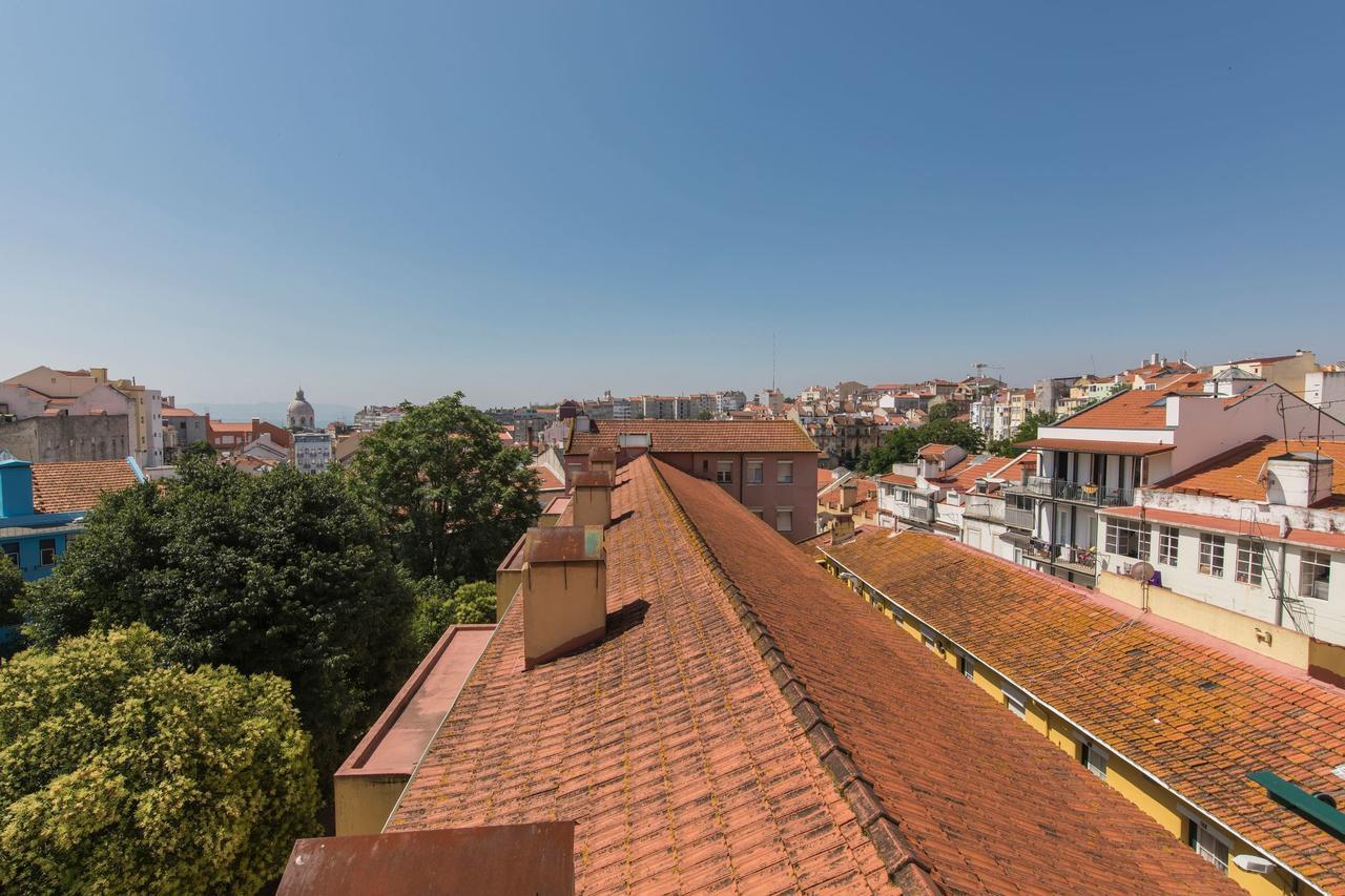 Lovelystay - Comfortable Apartment With River Views Лиссабон Экстерьер фото